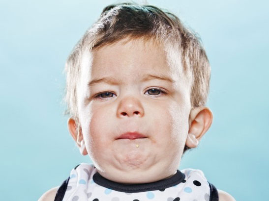 眉间‘八’纹 眉间‘八’纹